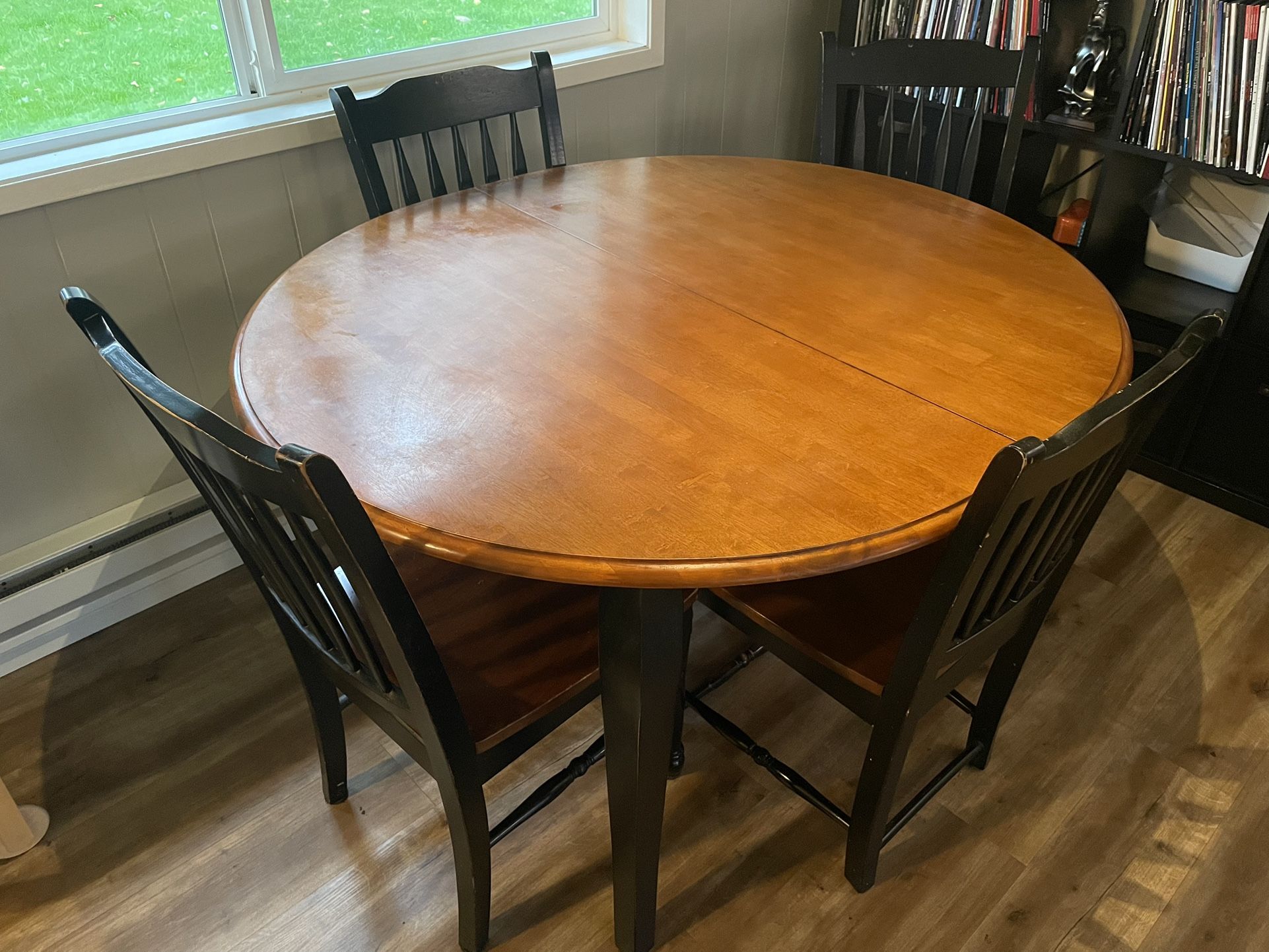 Solid Wood Dining Table w/ 4 Chairs 