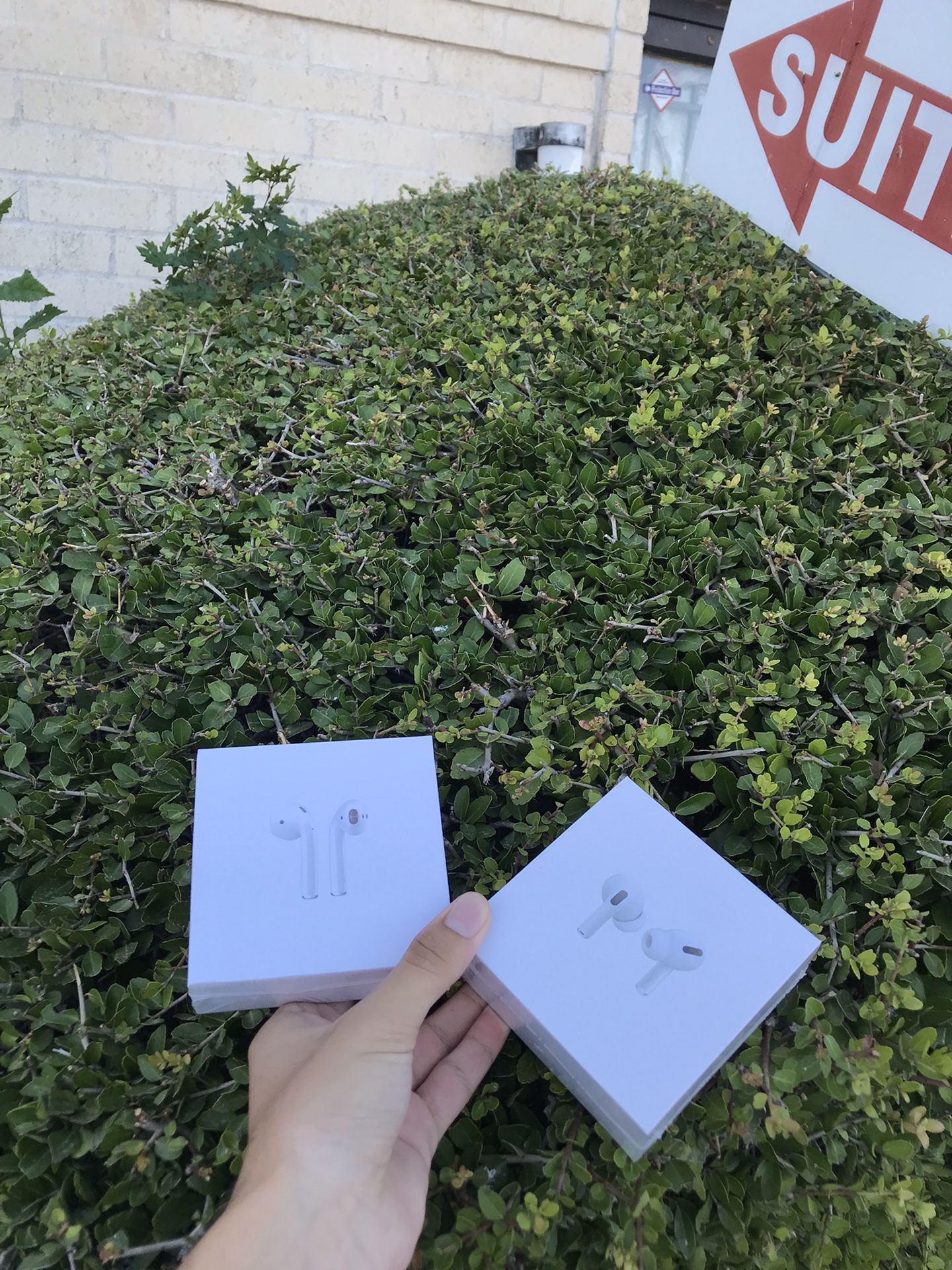 AirPod | Airpods | Earpod | Airpod Pros | Airpod 2 | Bluetooth Headphones | IPhone Headphones