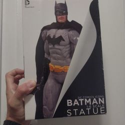 Batman Statue