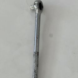 Unbranded Chrome Reversible Ratchet Wrench 1/2" Drive Knurled Handle