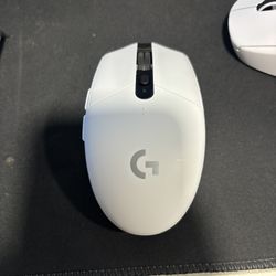 Logitech Wireless Mouses 