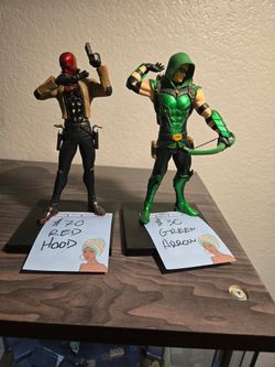 Red Hood & Green Arrow!!! DC COMICS!! Collectors! MOVING SALE!! NEW REDUCED PRICE!!