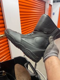 Motorcycle boots