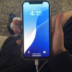 iPhone 11 (64 Gb) 