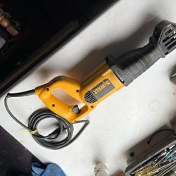 DeWalt Reciprocating Saw