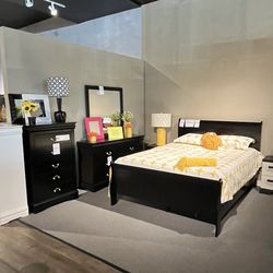 Queen Bed Frame, Dresser, Mirror And Nightstand 