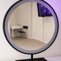Round Mirror With Lights 