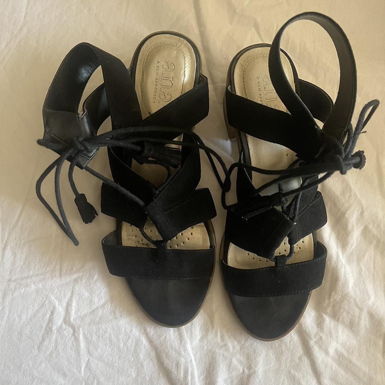 A New Approach a.n.a., Women’s Black Strappy Low Heel Open Toe Heels, Size 7.5