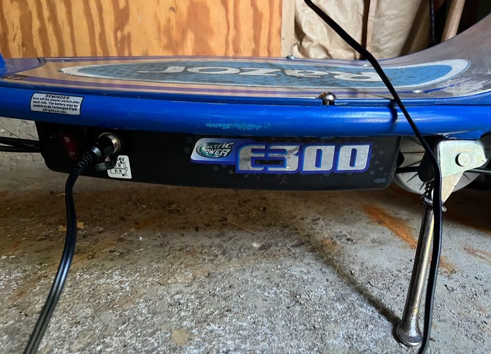 razor e300 electric scooter