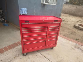 Husky tools box tools chest..H..41 .W..41..D..18
