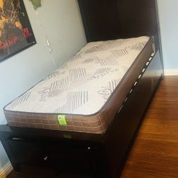 Twin Bed 
