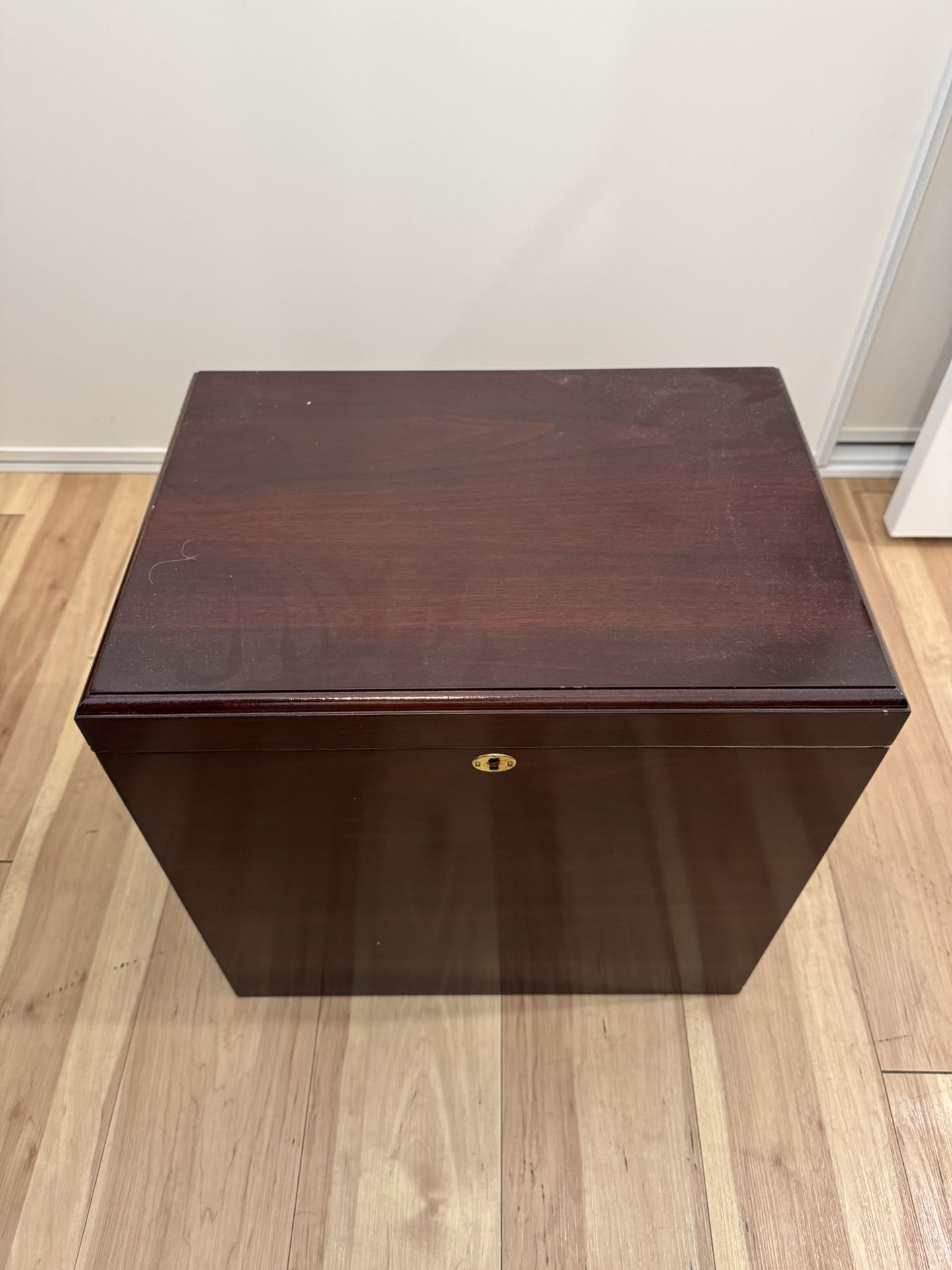 Large Cigar Humidor 500 Capacity