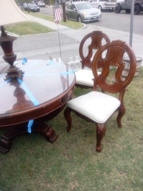 Dinning Table