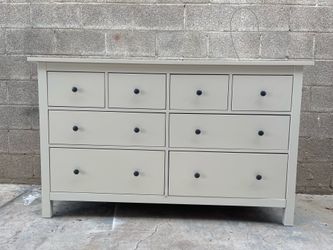 Ikea Hemnes Solid Wood 8 Drawer White Dresser