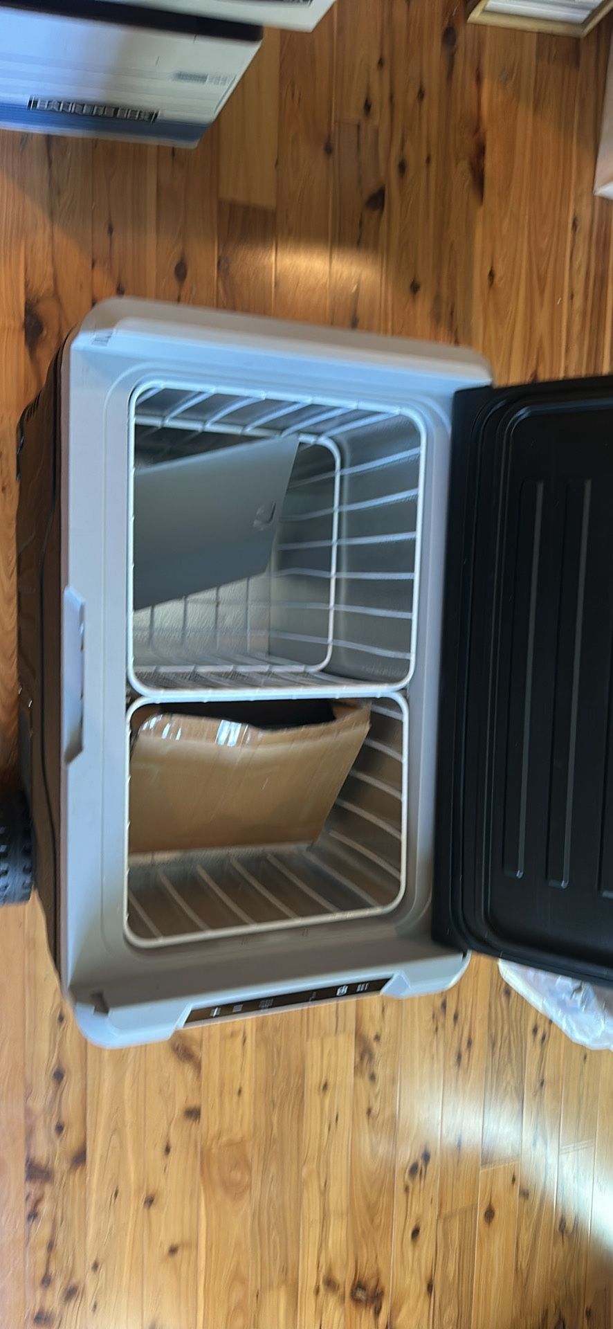 Electric car Cooler/freezer