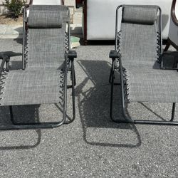 Gravity chairs