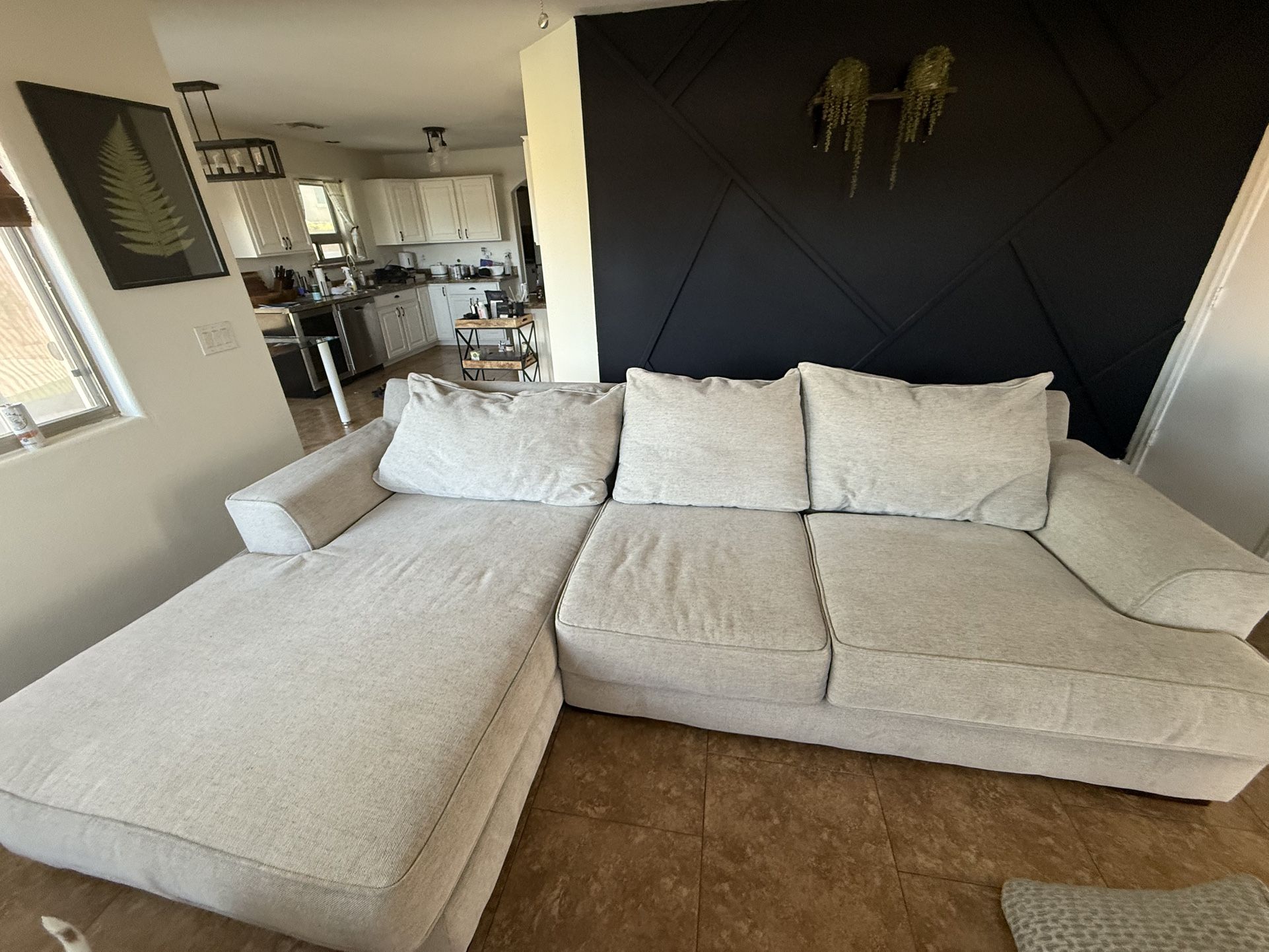 Oversized Couch With Chaise Lounge