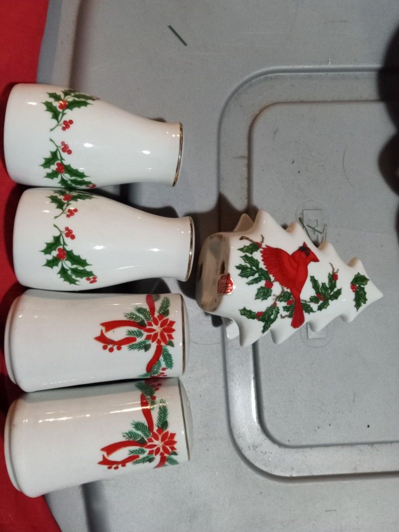 Christmas Salt / Pepper Shakers And Napkin Holder