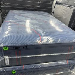 FULL SIZE SEALY POSTUREPEDIC ELITE HYBRID PILLOW TOP MATTRESS & BOX SPRING BED SET