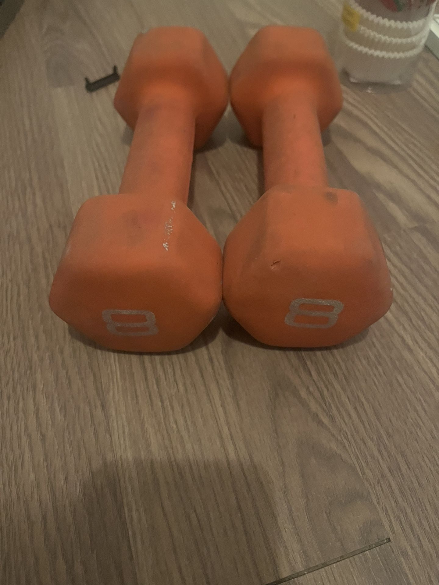 8 Pound Dumbbell Set