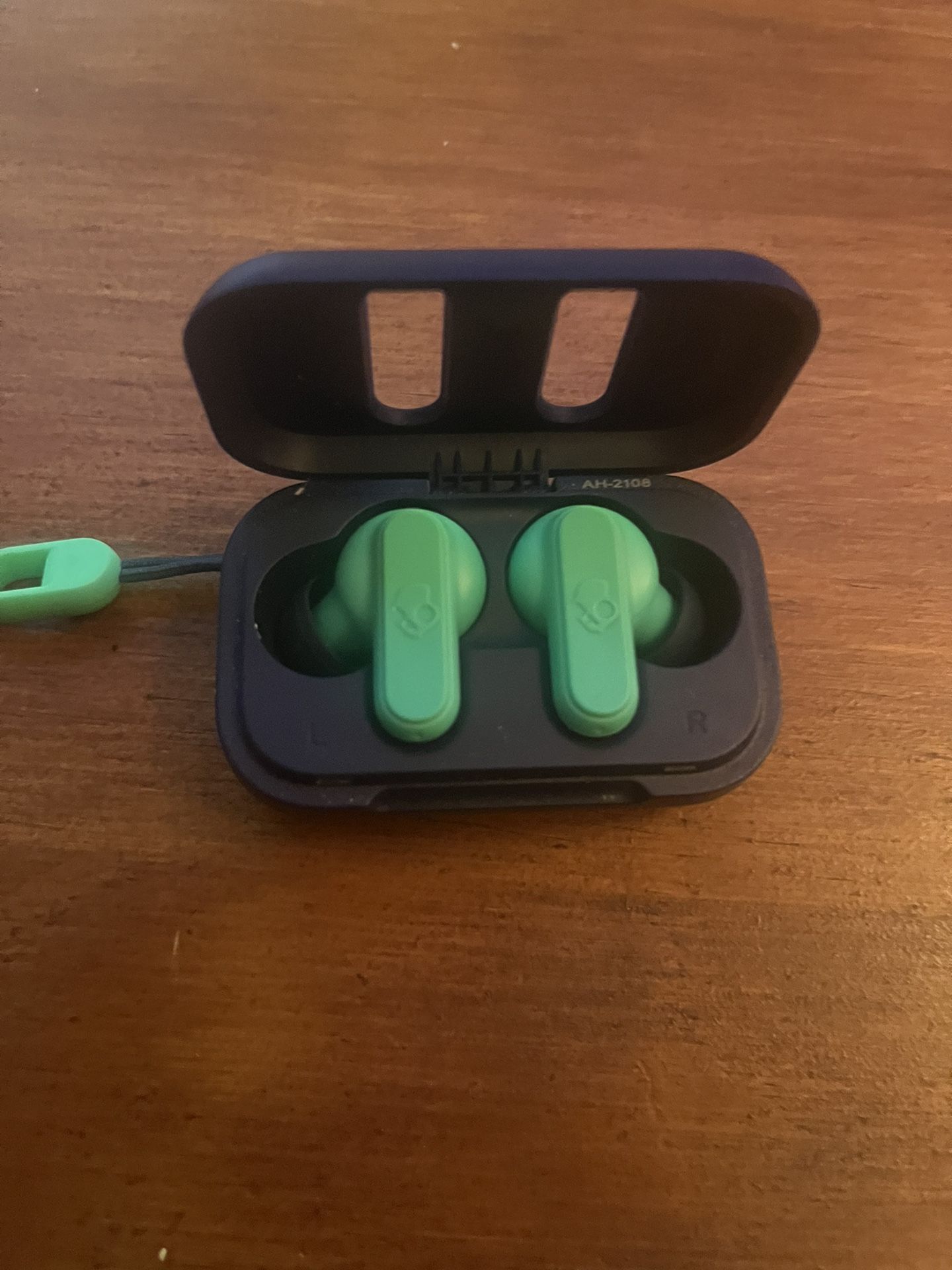 skullcandy wireless earbuds