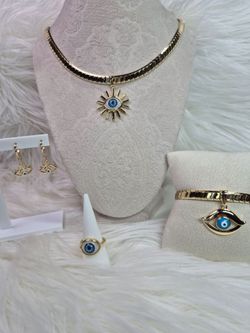 Beautiful high quality jewelry hypoallergenic waterproof non tarnish excellent quality jewelry 14k Gold plated