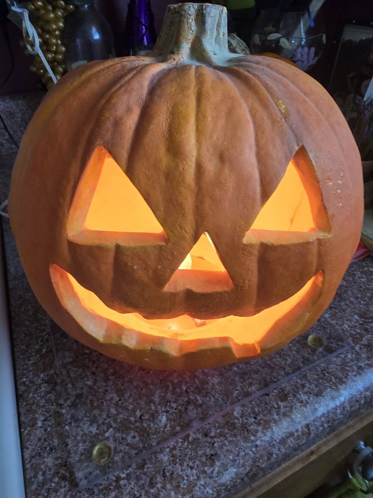 VINTAGE HALLOWEEN 🎃 1983 LIGHT UP PUMPKIN TRENDMASTERS