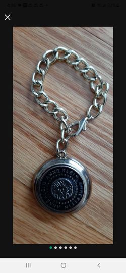 Anne Klein Gold Tone Lion Chain Charm