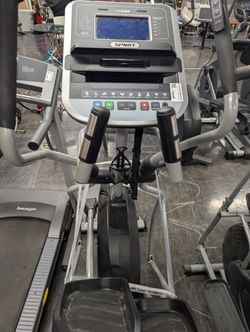 Spirit XE295 Elliptical Cross Trainer Fitness Machine