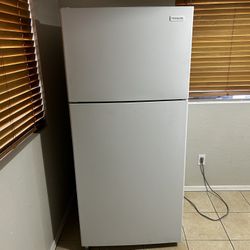 Frigidaire Refrigerator