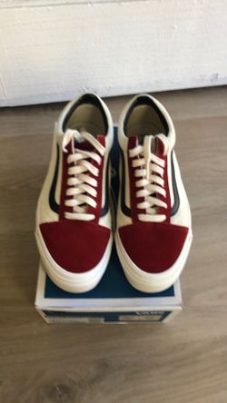 Vans Red Dahlia men’s size 8.5