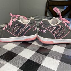 HEELYS SKATES
