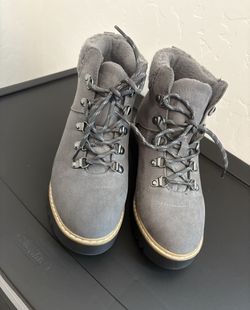 Women’s Gray Boots