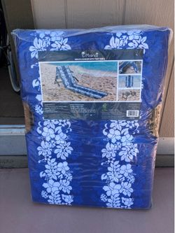 Beach Lounge Chairs w/ Table (see description )