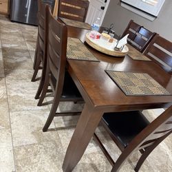 Dinning Table