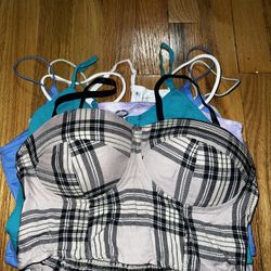 Crop Tops 🍒$ 3 Each Brand New!/ Leggings $3