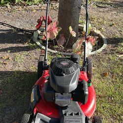 Self Propelled High Wheel Lawn Mower 21” Cut With Honda Engine 