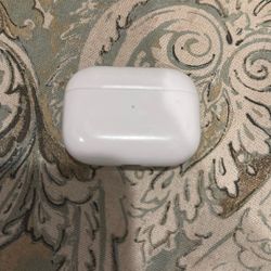 Left Earpiece And Charger Apple AirPods Pro