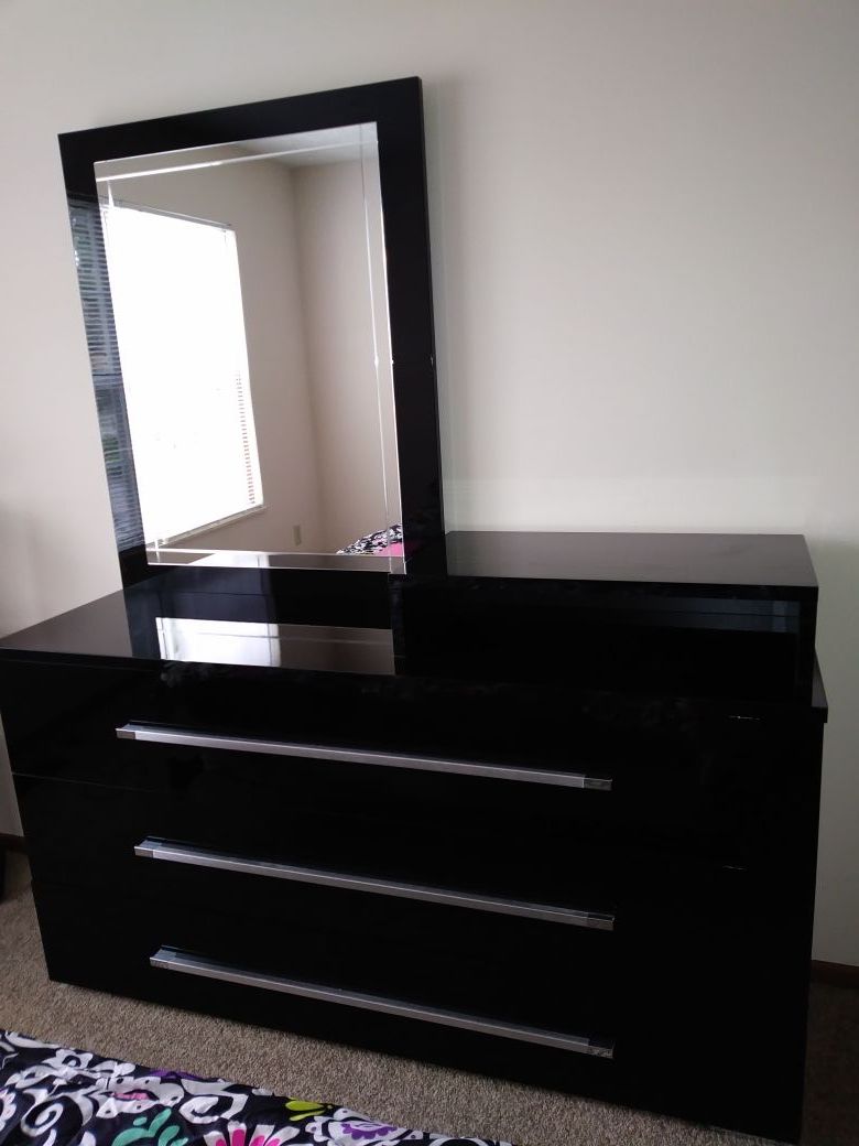 Dimora dresser sale
