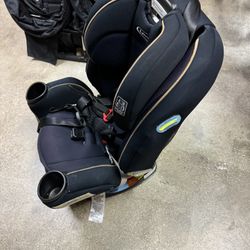 2 Graco 4ever Extend2Fit