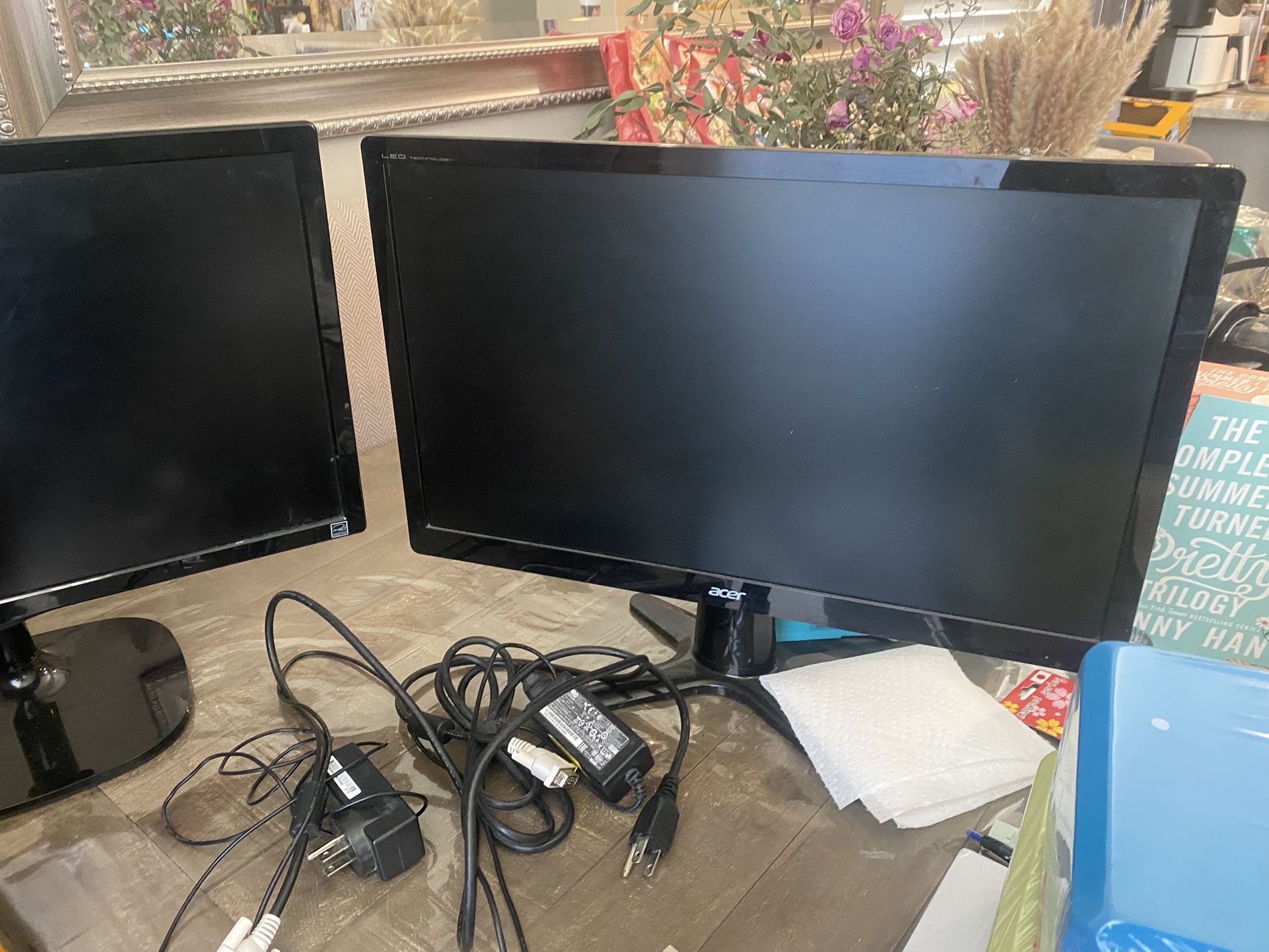 VERY GOOD ACER MONITOR 4SALE