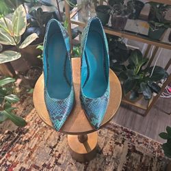 Turquoise Faux Snake Pumps
