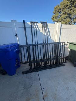 Free metal scraps