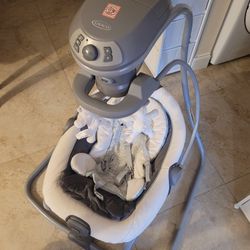 Graco 6 Speed Swing With Music And Sounds