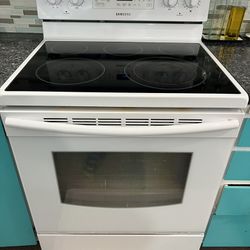 Electric Samsung Stove Range Oven - Read All Post