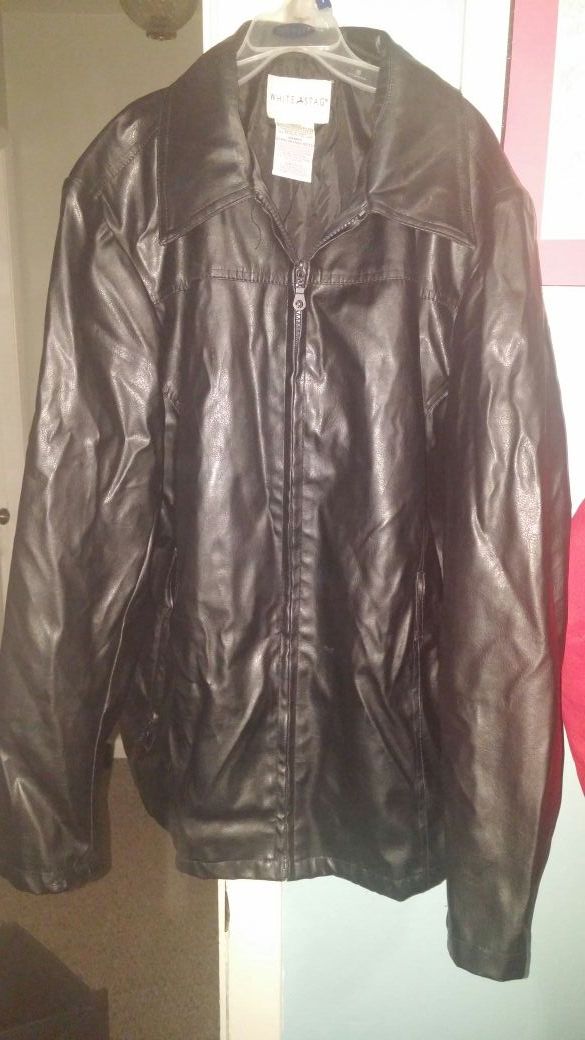 Ladies 16/18 new pleather coat