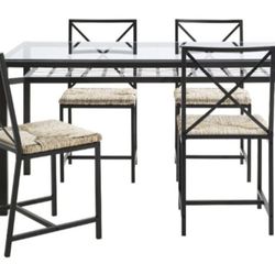 Wicker 4 Chairs And Glass Table. 