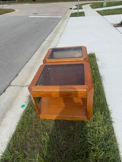 Free end tables