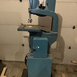 Taiwan Sheng Tsai 14" Band Saw