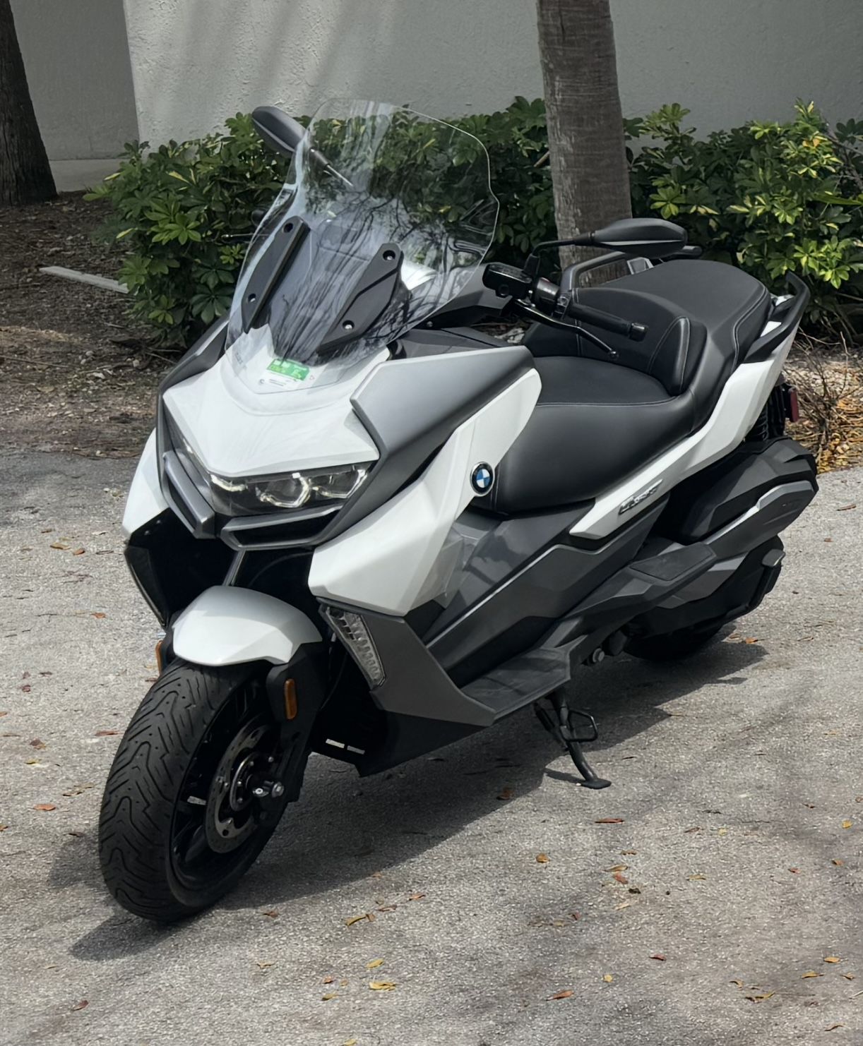 Beautiful BMW GT 400 C - Very Low Mileage